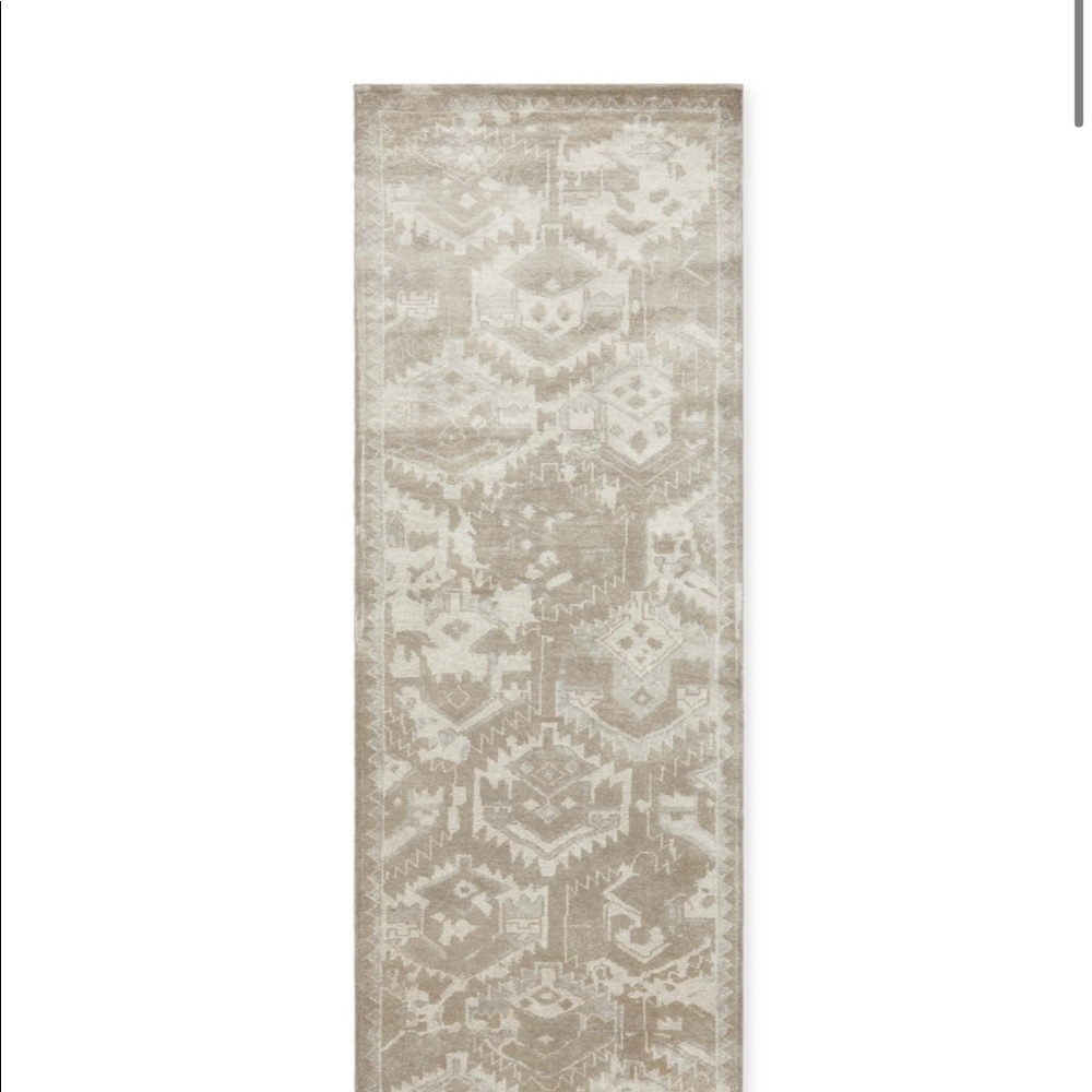 NWT Serena & Lily Carmel Hand-Knotted Runner